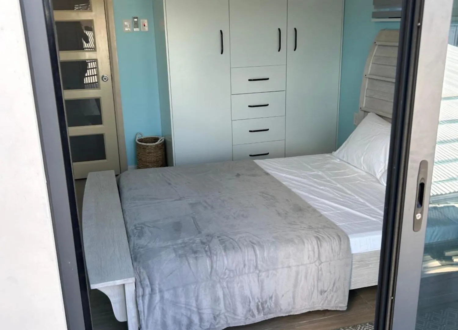 Queens Court Apt 1B Port of Spain